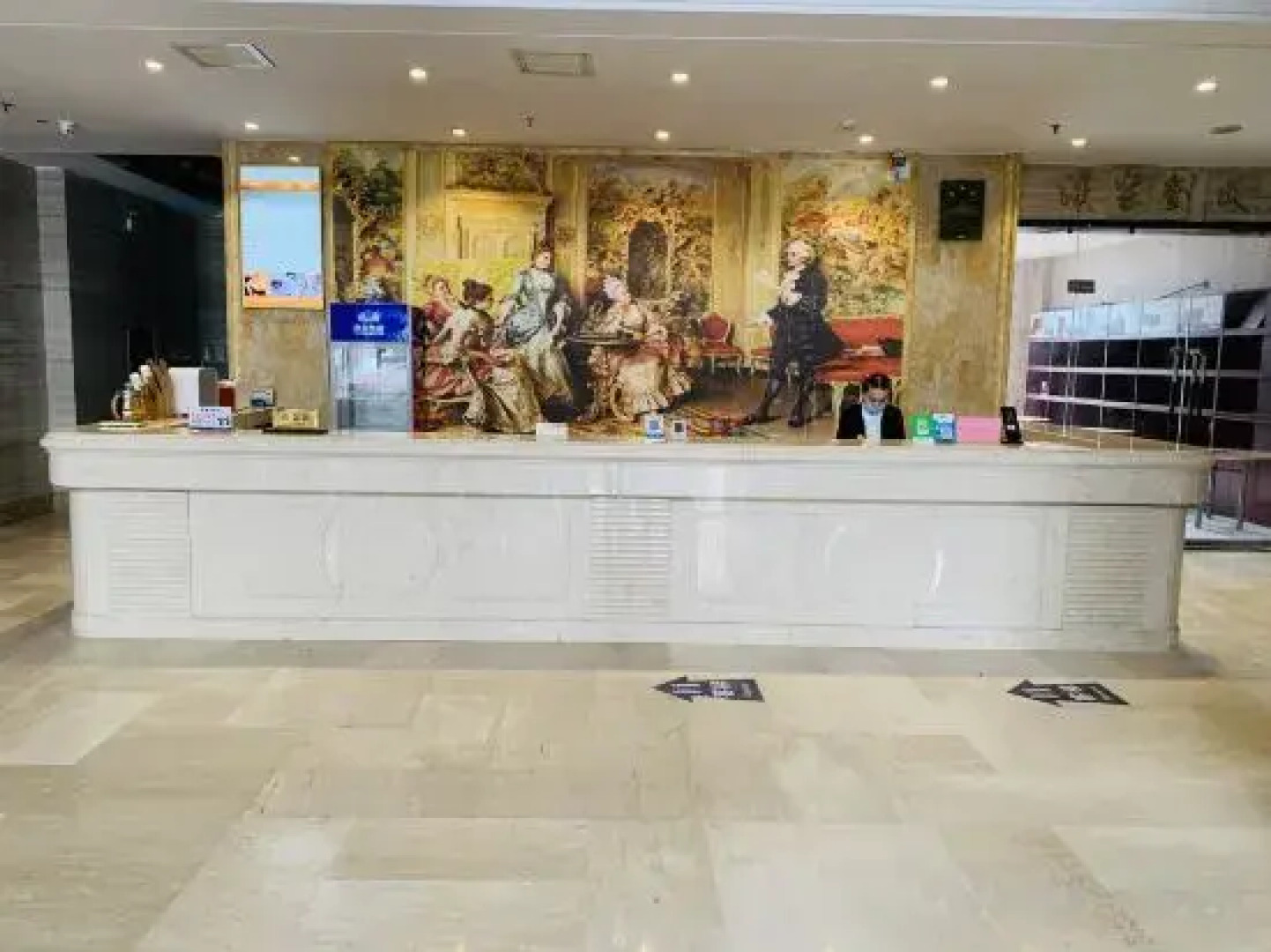 Yicheng Lanbowan Hotspring Holiday Hotel