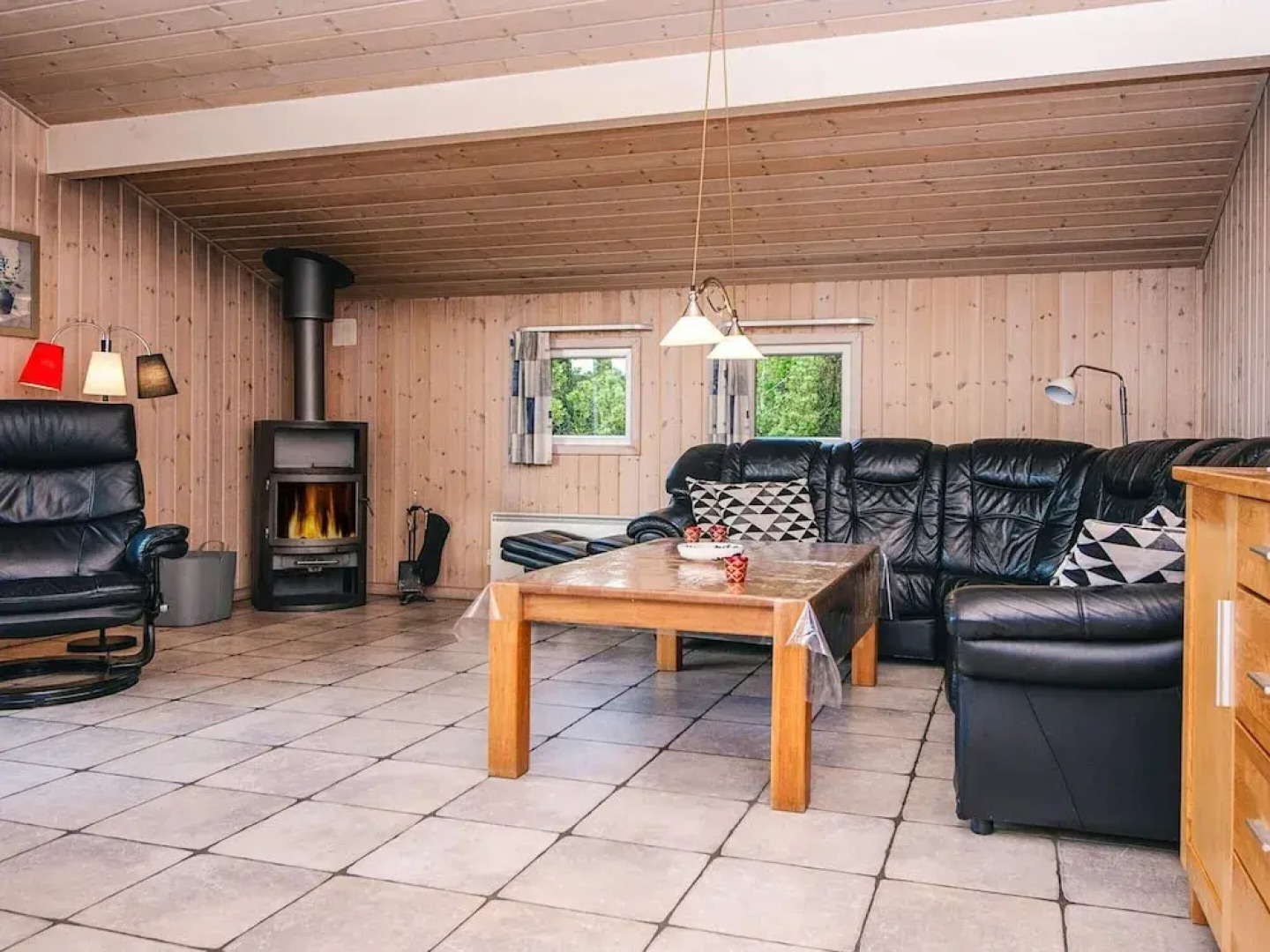 Secluded Holiday Home in Henne near Beach