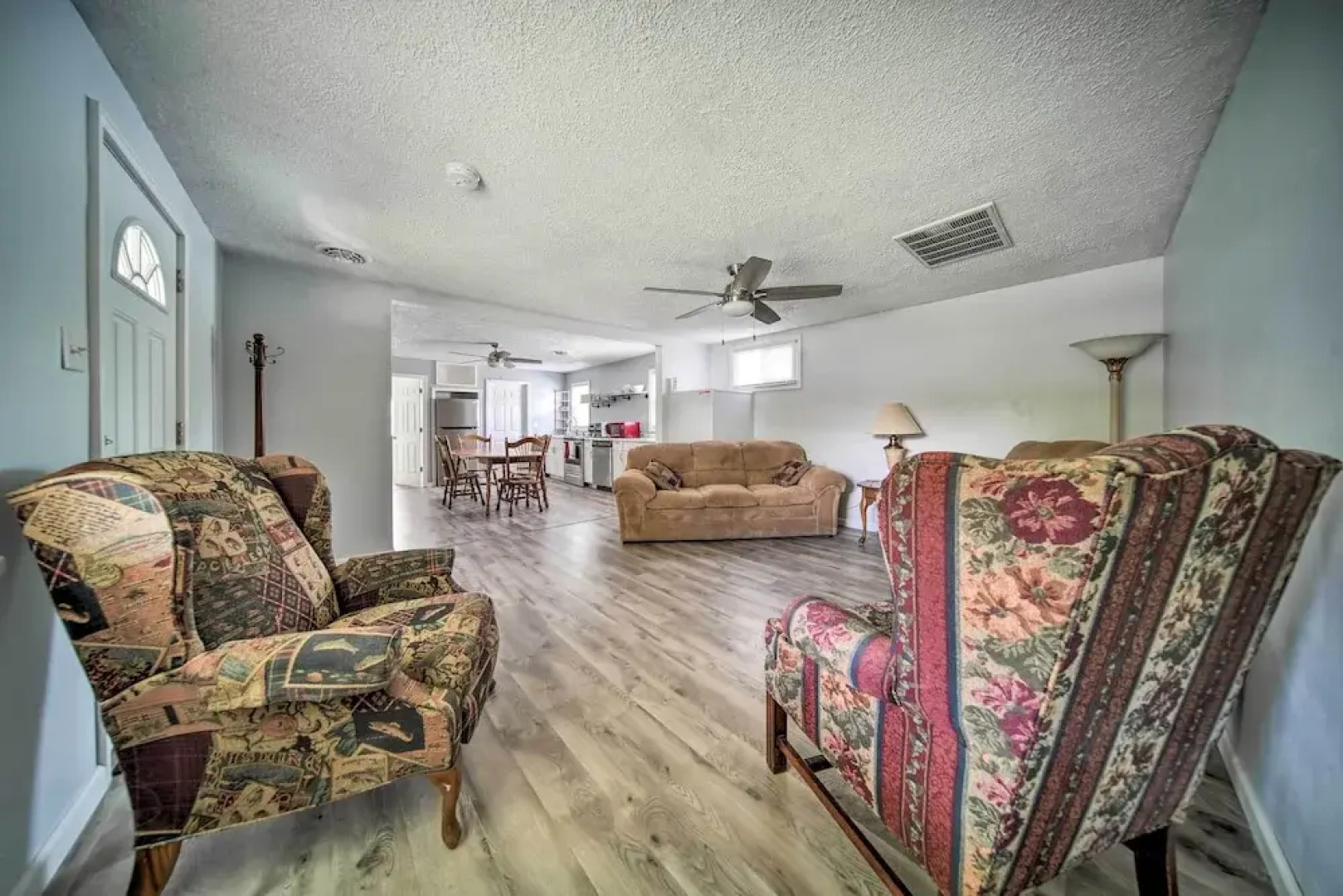 Spacious Geneva House < .5 Mi to The Strip!