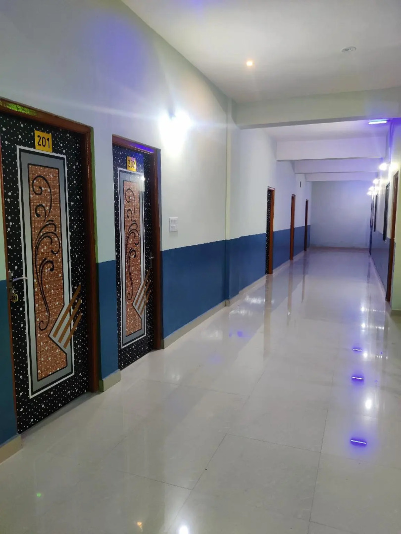 SPOT ON 82752 Hotel Daya Inn