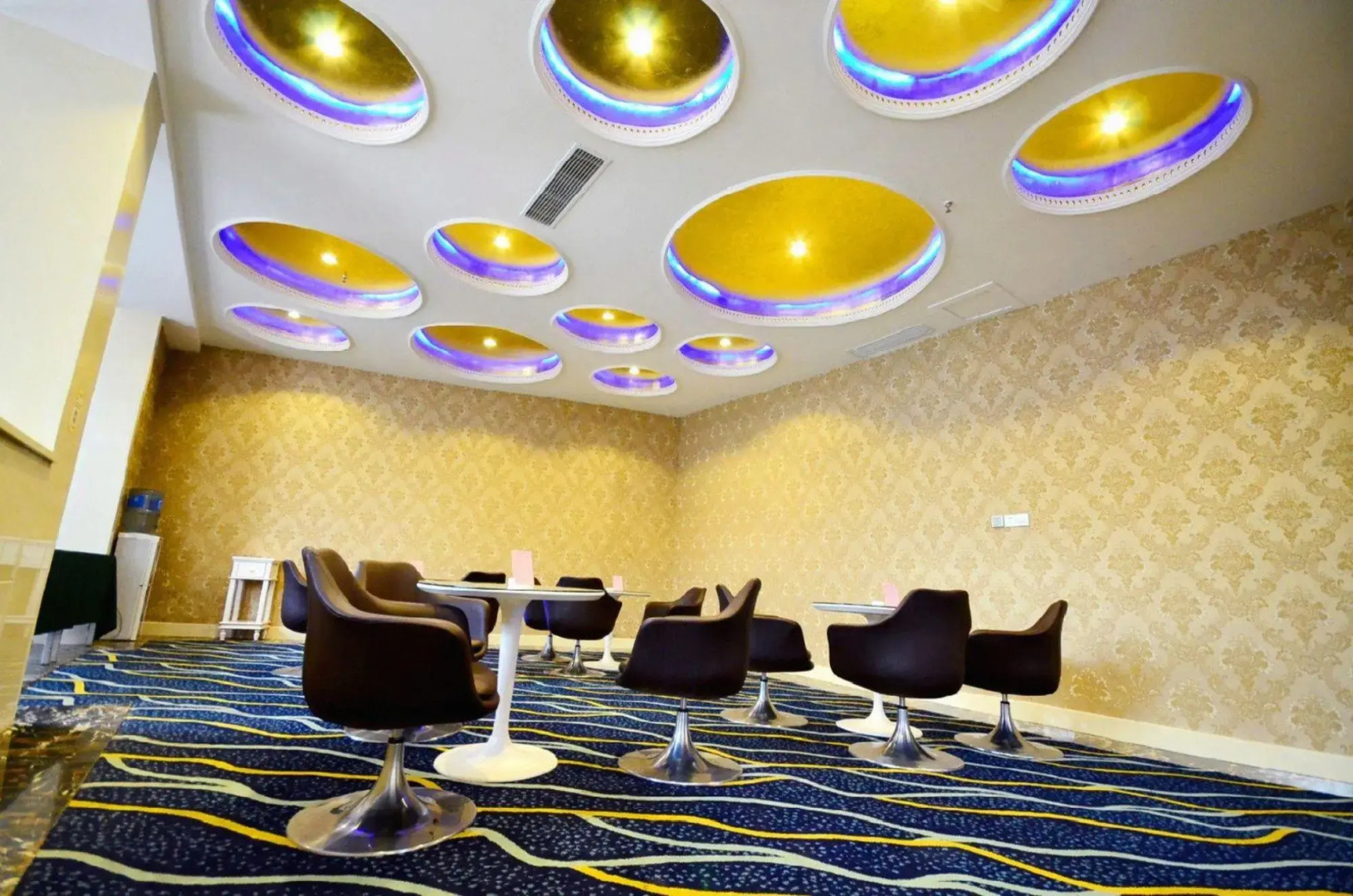 Vienna 3 Best Hotel (Xiaochang Xiaowu Square Guokai)