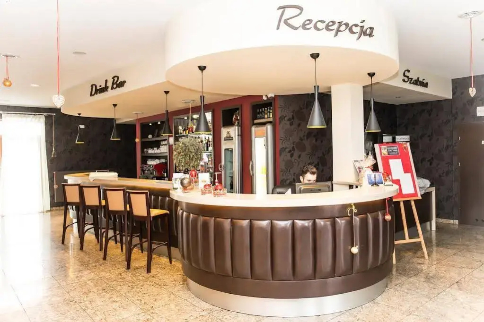 Hotel Cztery Pory Roku