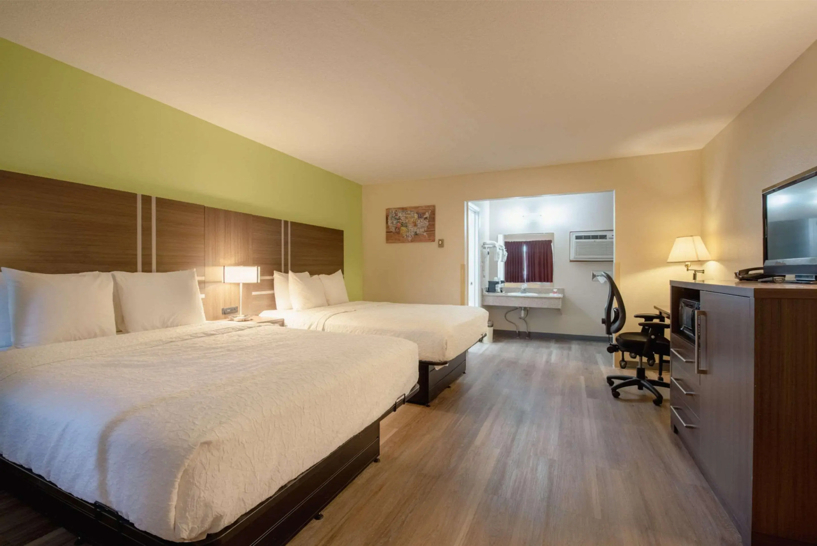 Econo Lodge Cortez near Mesa Verde