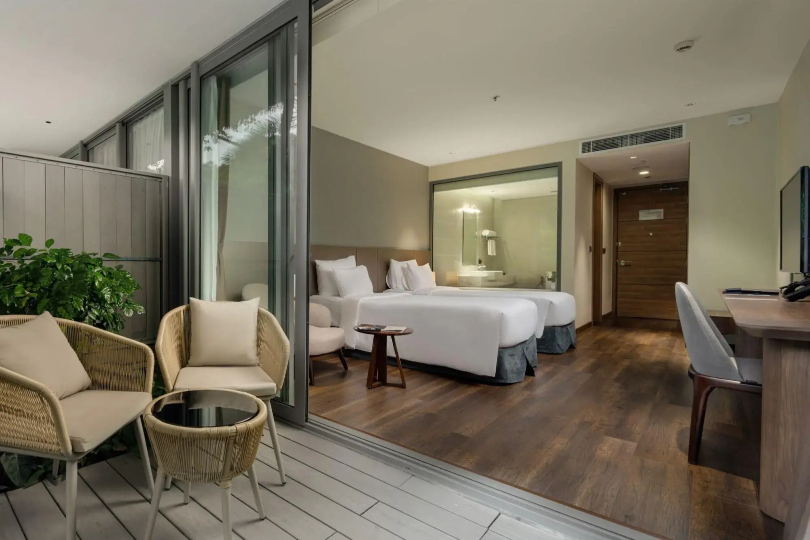 Flamingo Premium Lan Ha Bay Resort