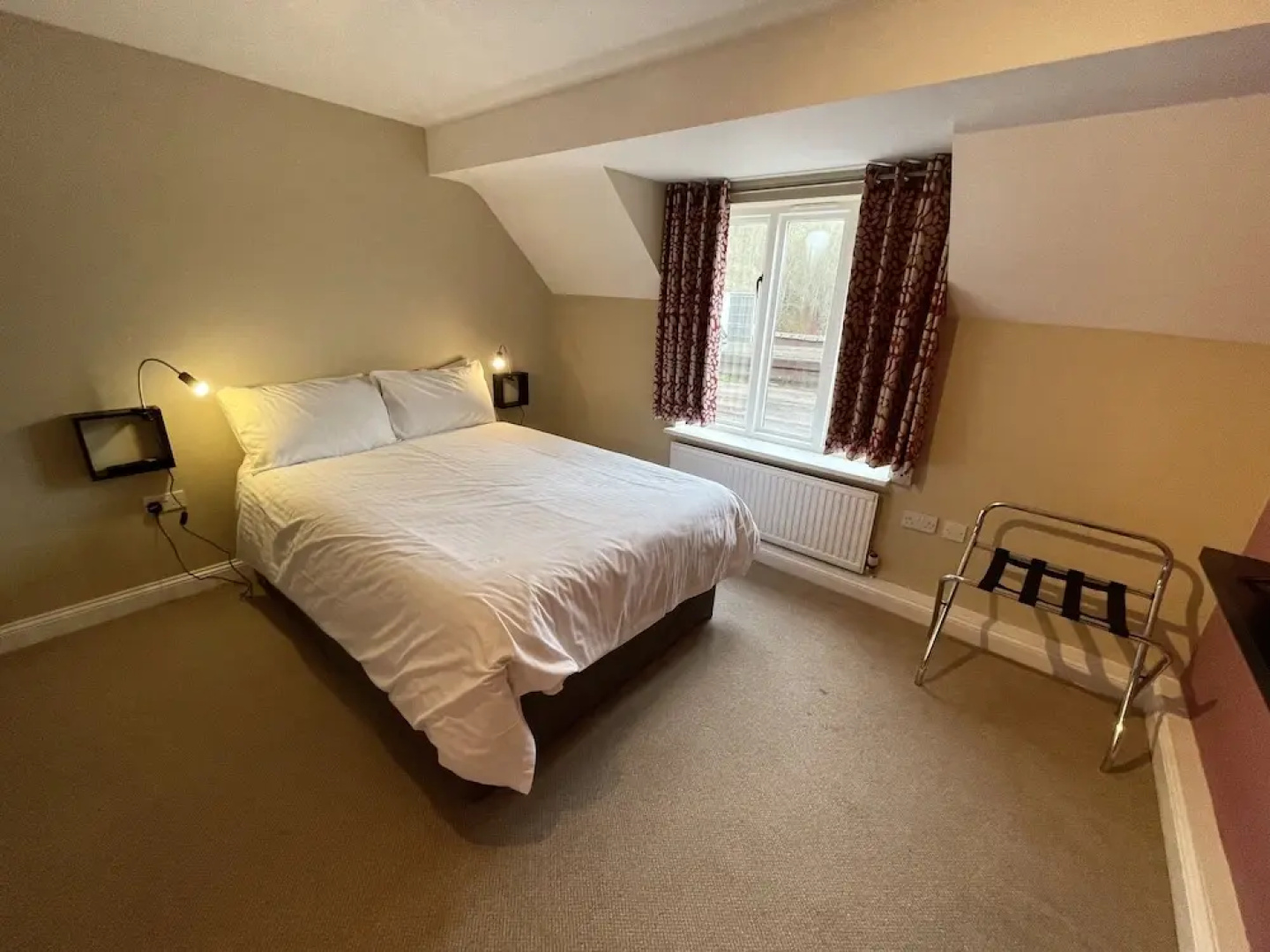 Cadmore Lodge Hotel