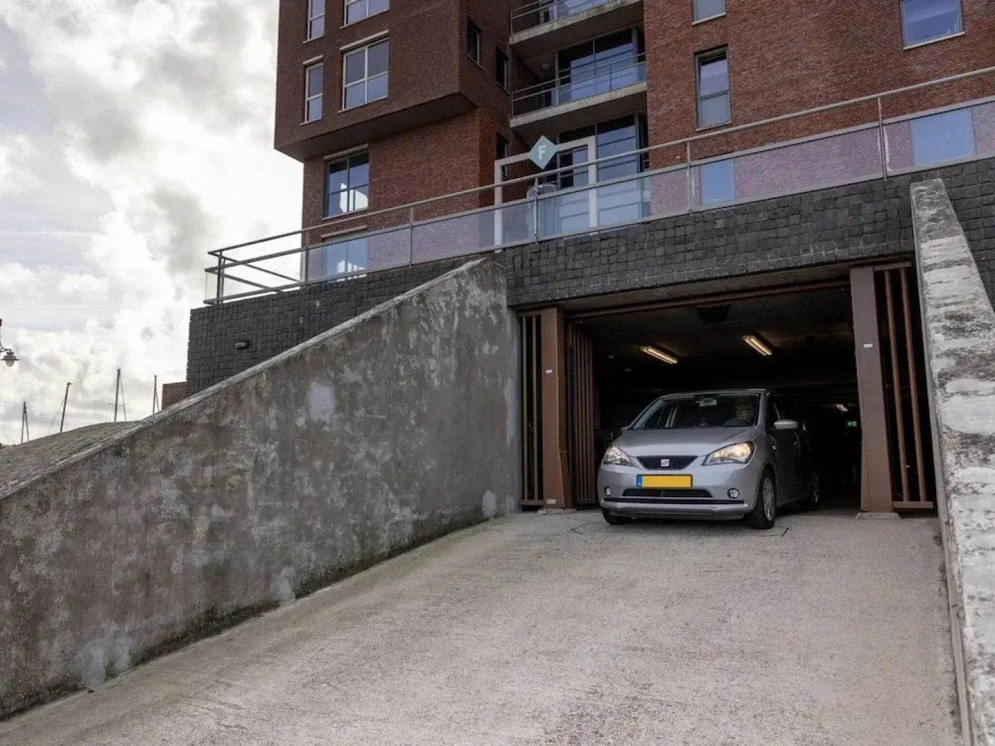 Modern Apartment 500 m From the Centre of Scheveningen