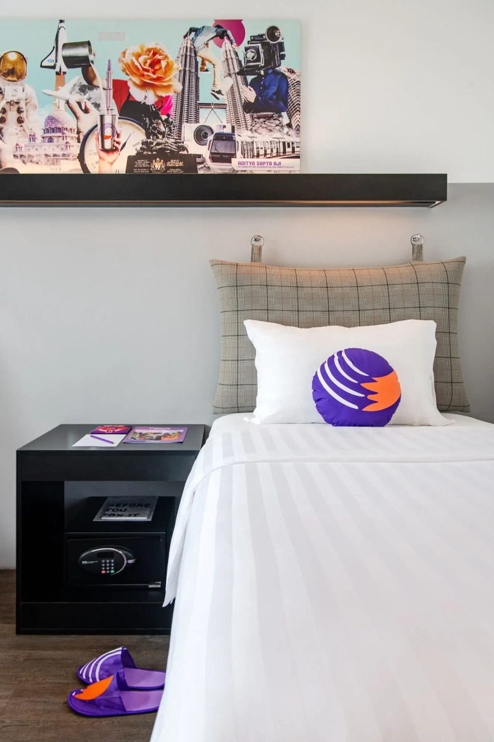 FOX Lite DPulze Cyberjaya