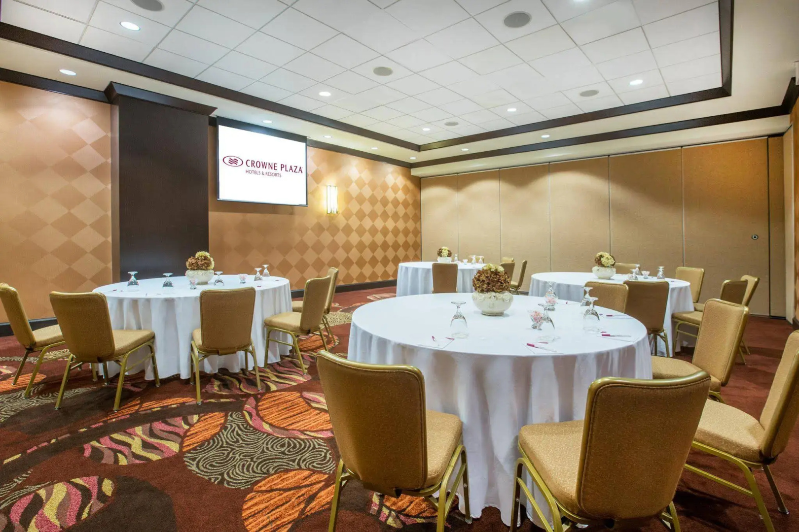 Crowne Plaza Dallas Downtown by IHG