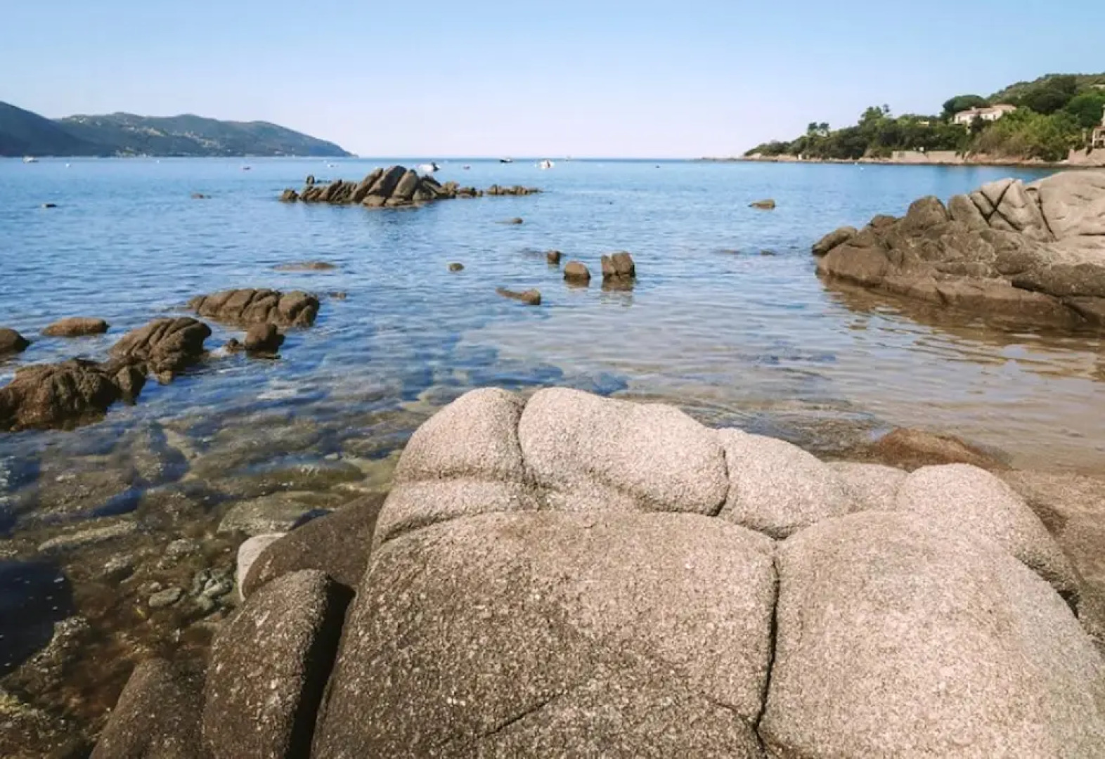 Apartment With one Bedroom in Casaglione, With Wonderful sea View and Furnished Garden - 500 m From the Beach