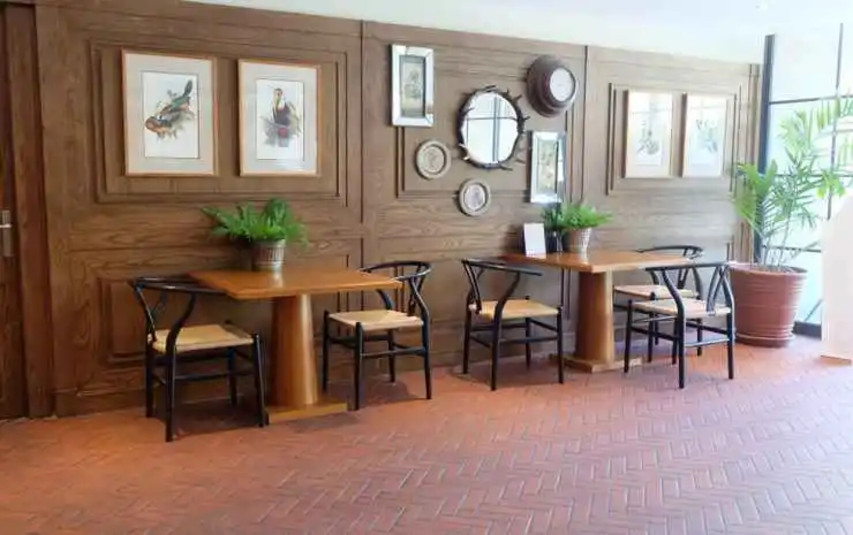 Rain Chaam Huahin by Jan Pool view เรน  หัวหิน WFH