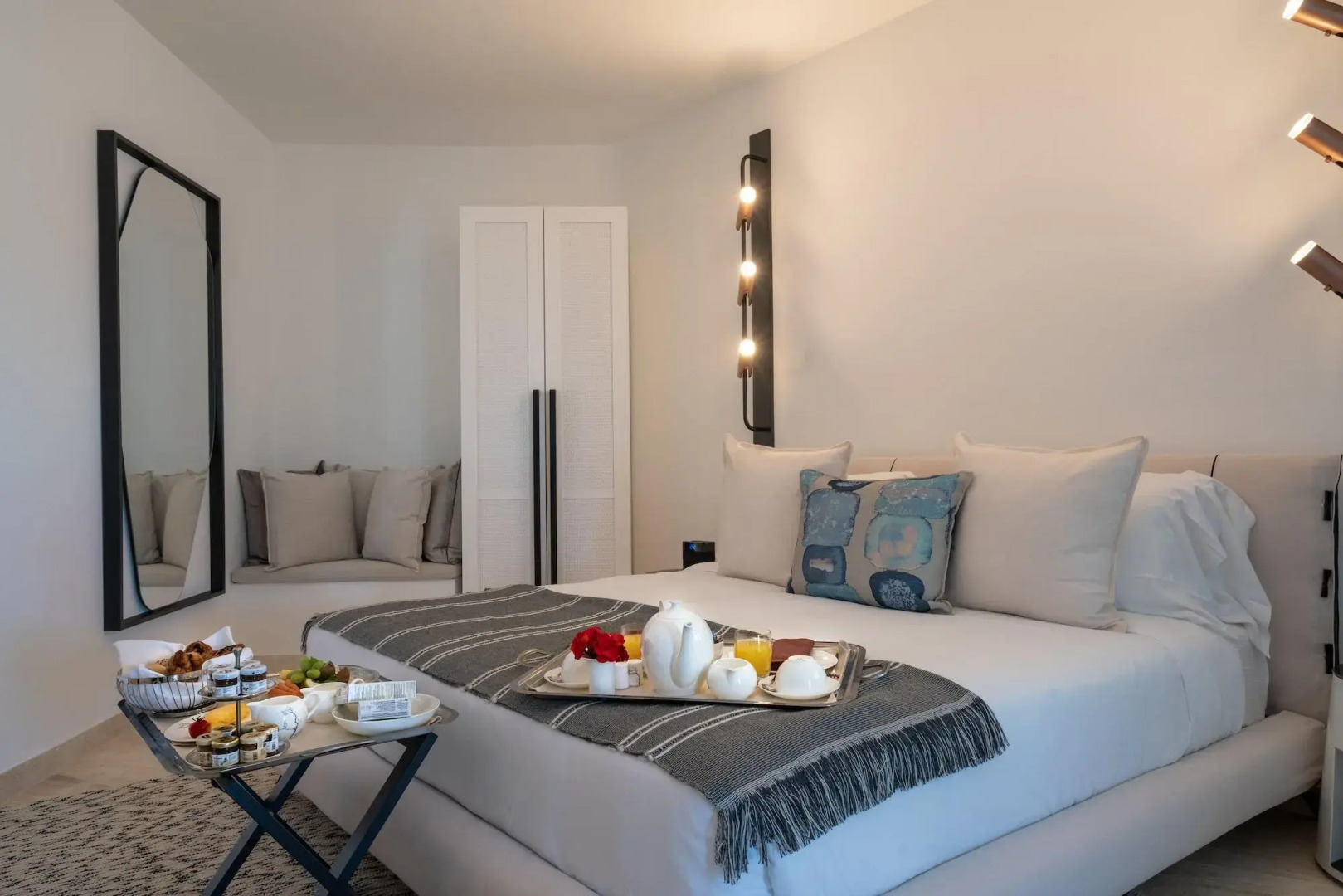 Sulia House Porto Rotondo, Curio Collection by Hilton