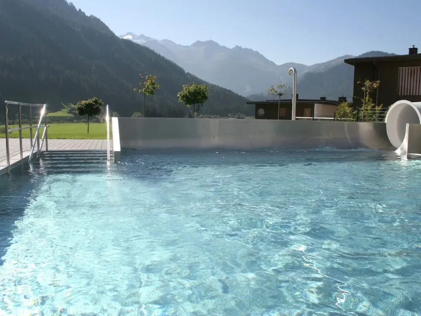 Premium Chalet With Sauna on a Sunny Slope