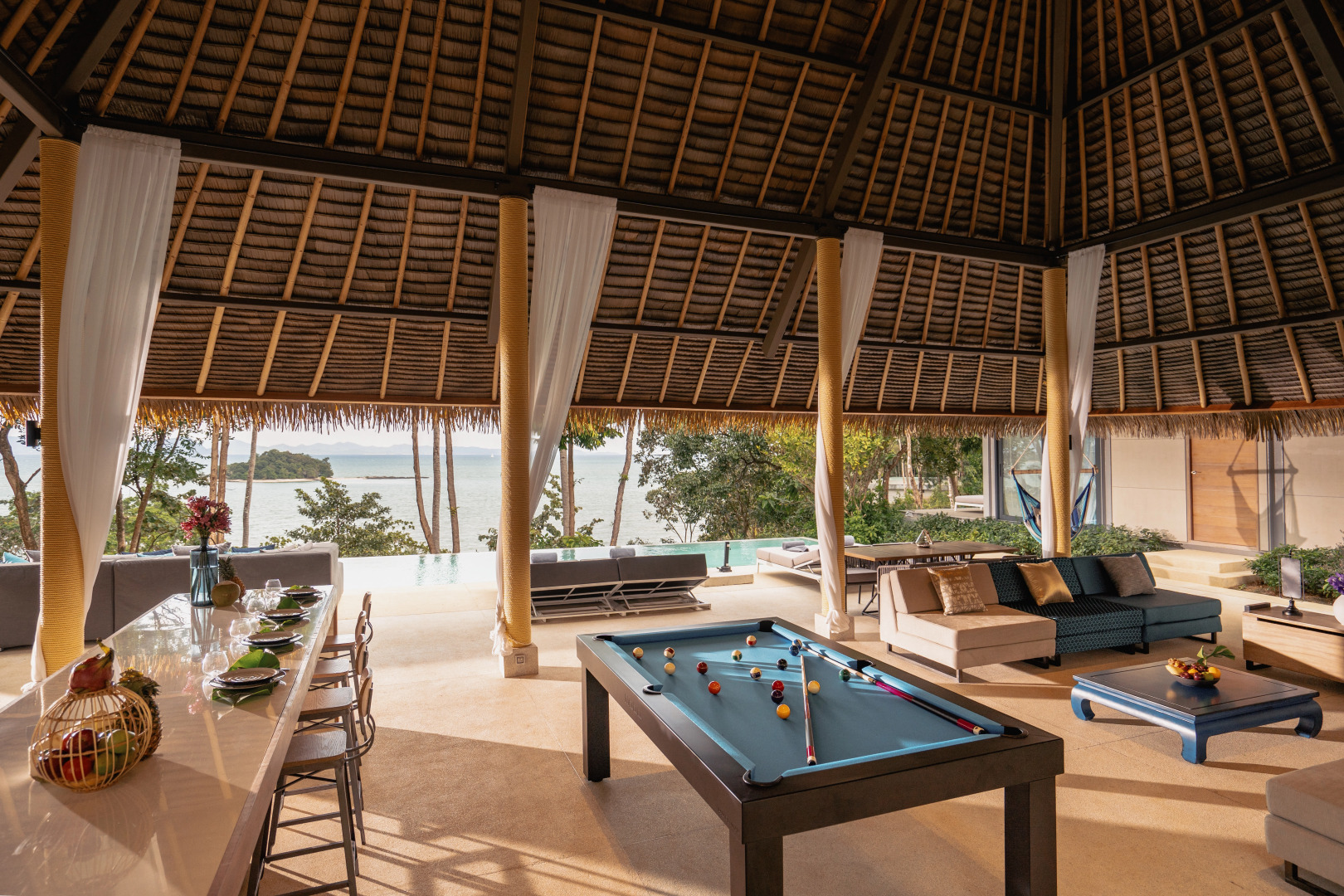 Island Escape Burasari