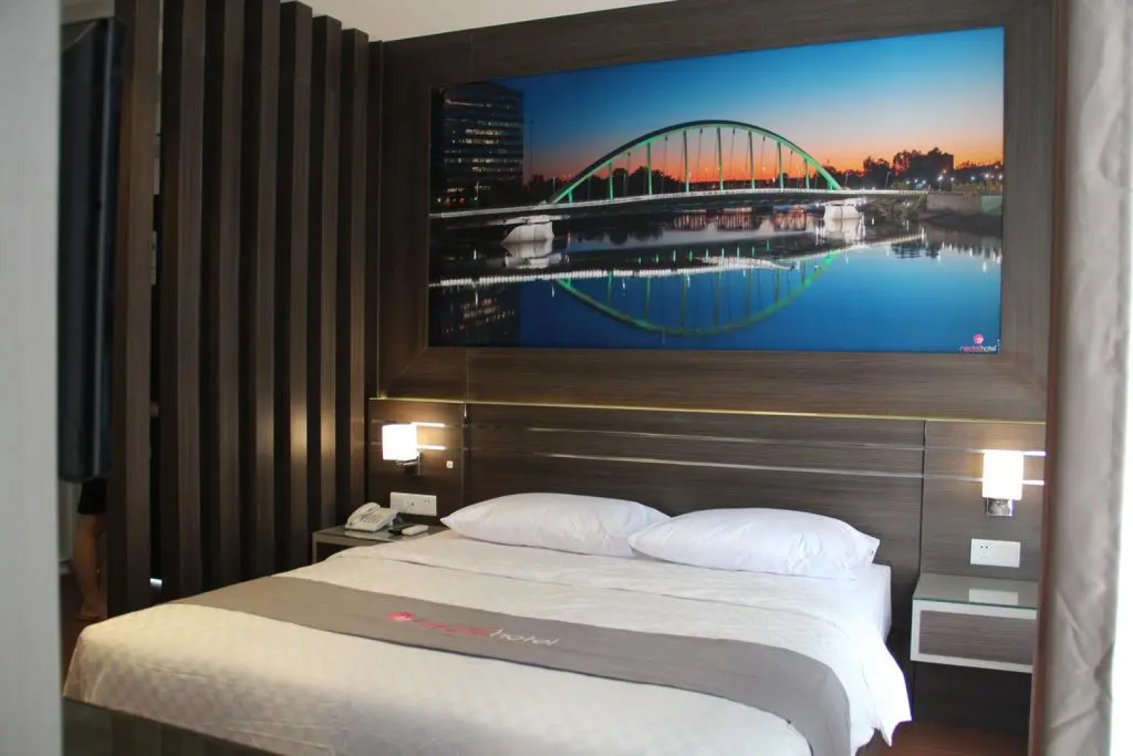 Neotel Hotel City Centre