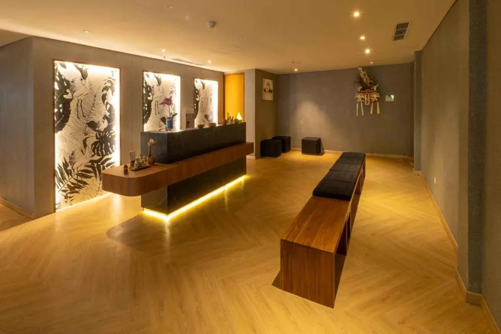 Swarga Suites Bali Berawa, Marclan Collection