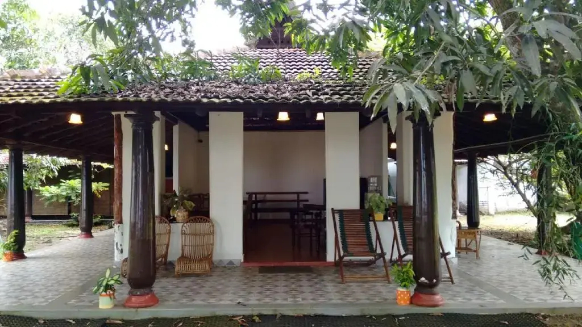 Vembanad House Boutique Back Water Homestay