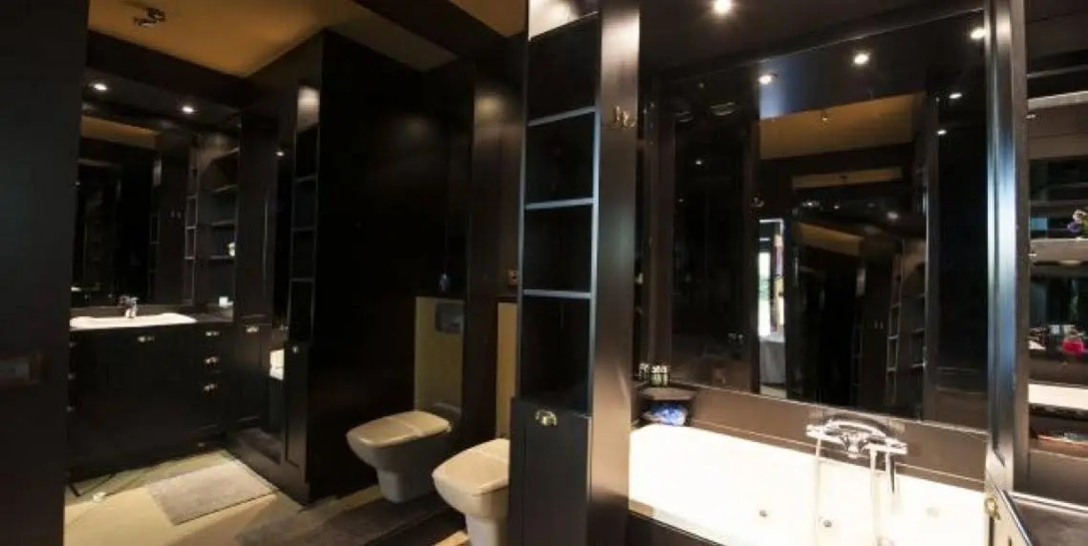 Green Blue Park Hotel