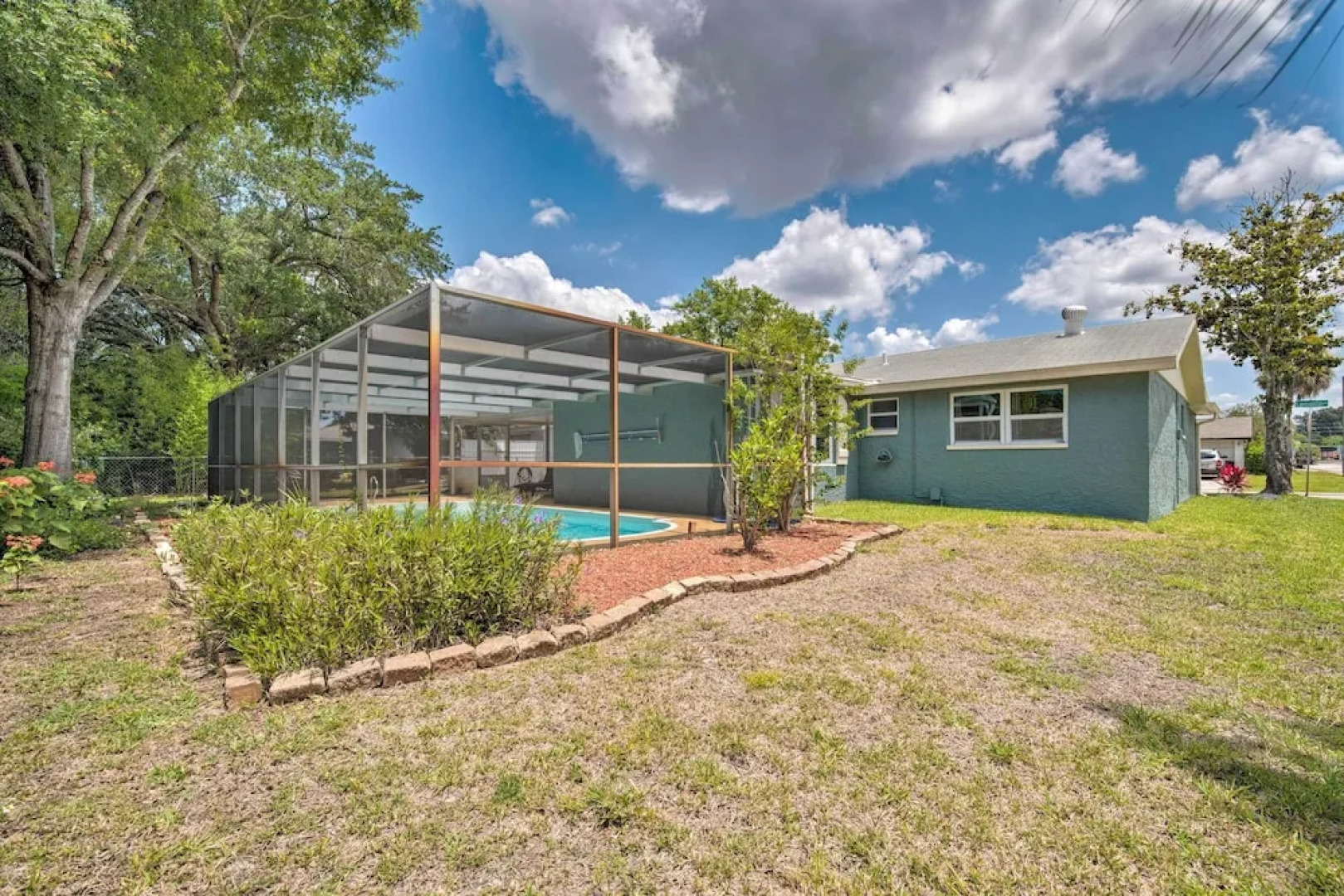 Relaxing Port Richey Getaway w/ Lanai & Pool!