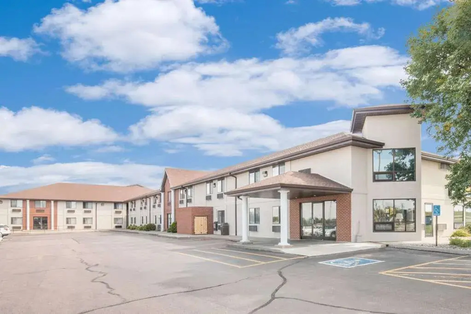 Days Inn Mitchell SD