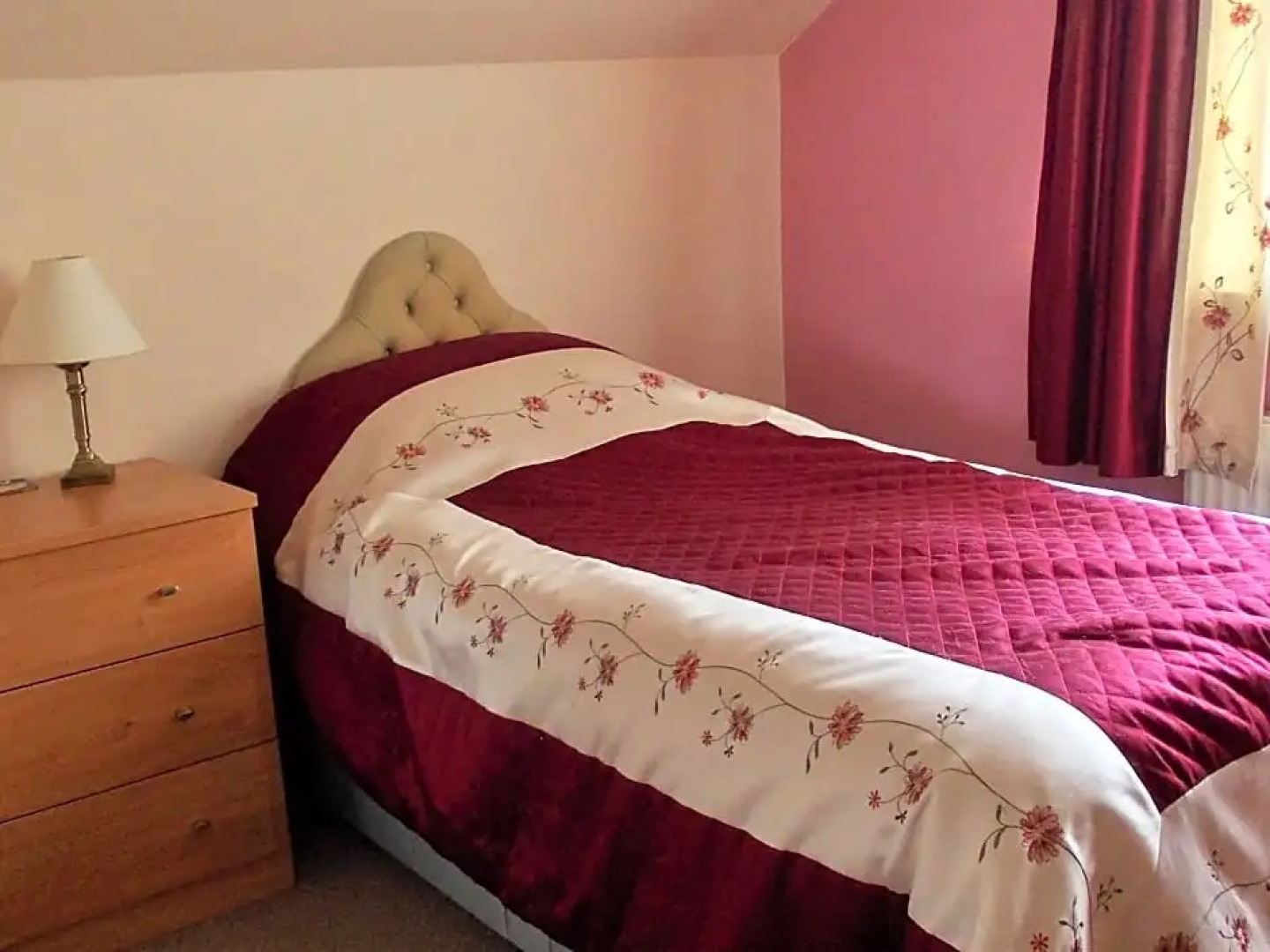 Rose Cottage Bed & Breakfast