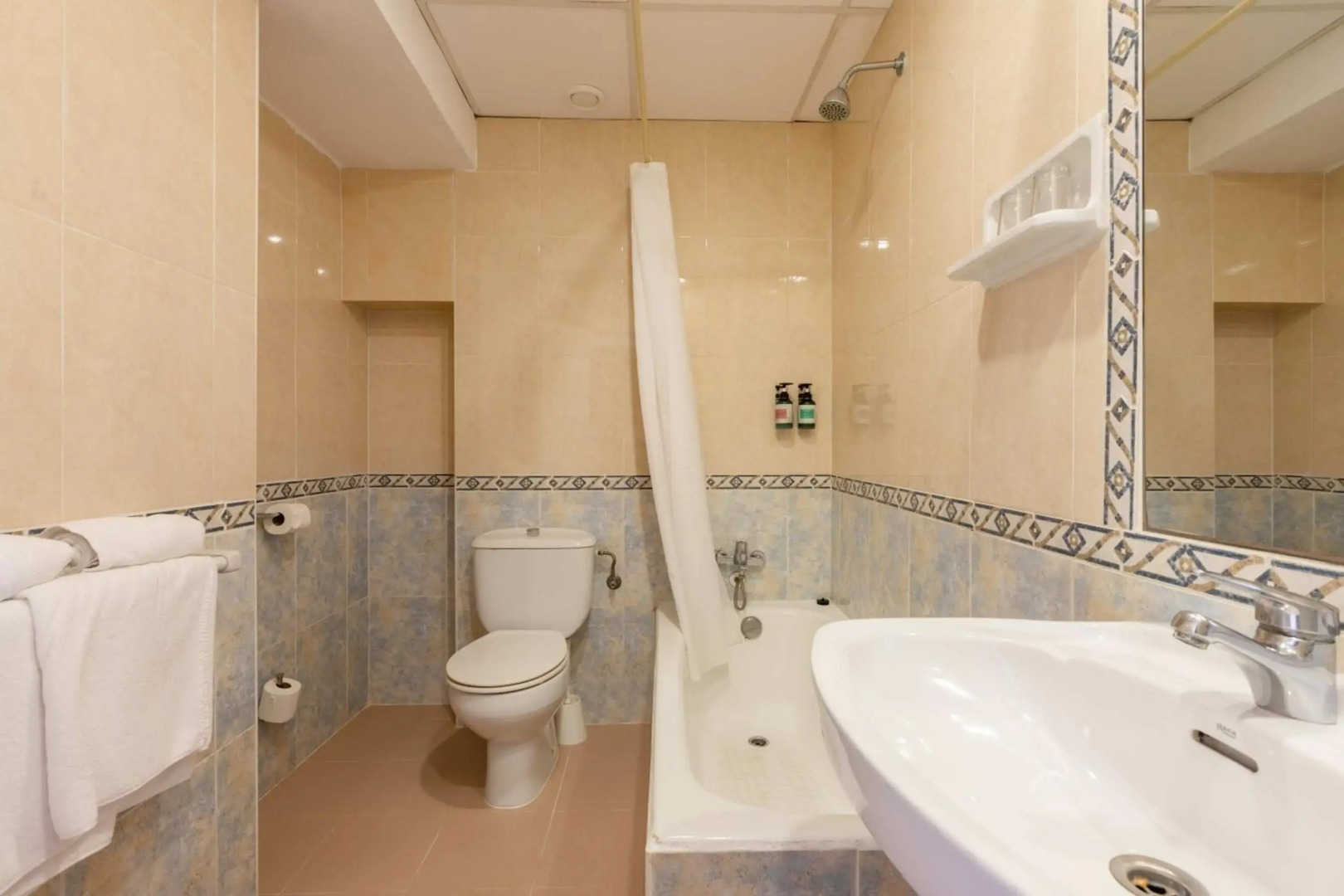 The Red Hotel by Ibiza Feeling - Adults only