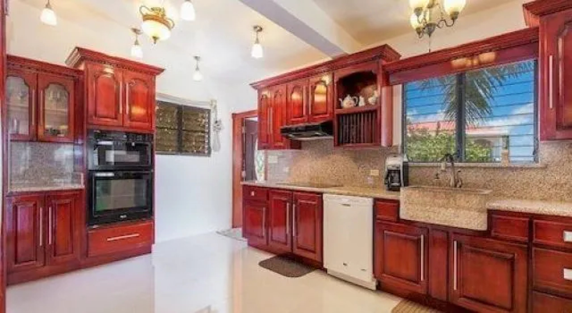 Secret's Oceanfront Vacation Villa