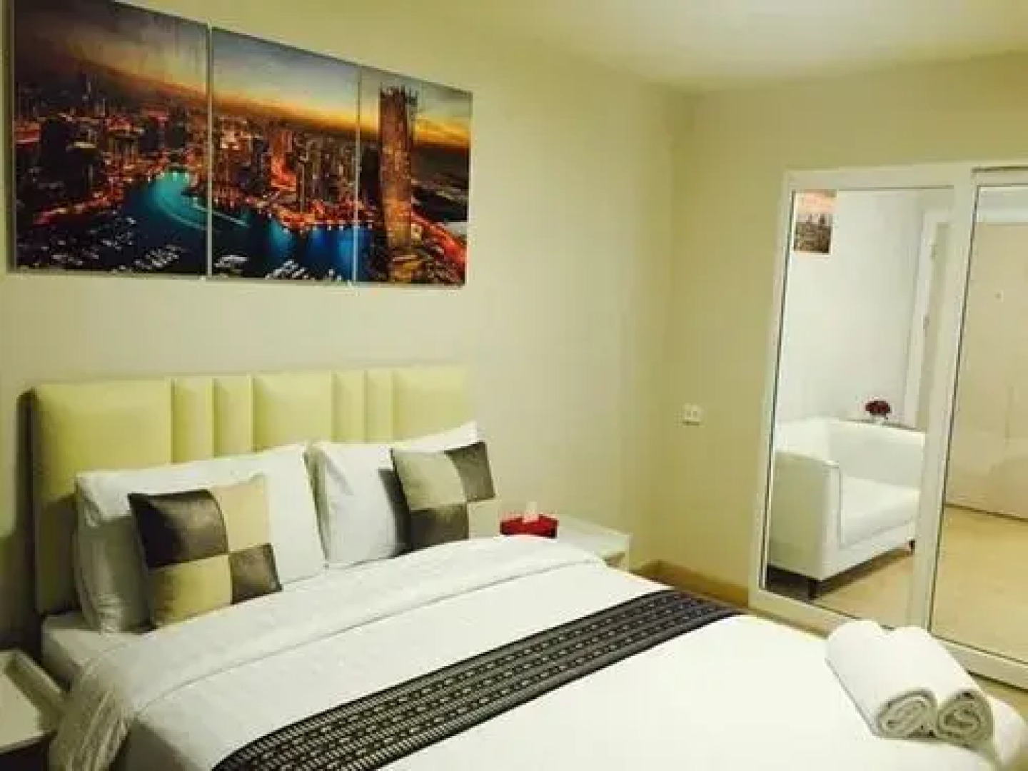 The Room at Msociety Impact Muangthong Thani