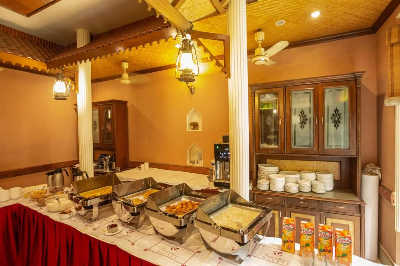 Hotel Vasundhara Palace Rishikesh
