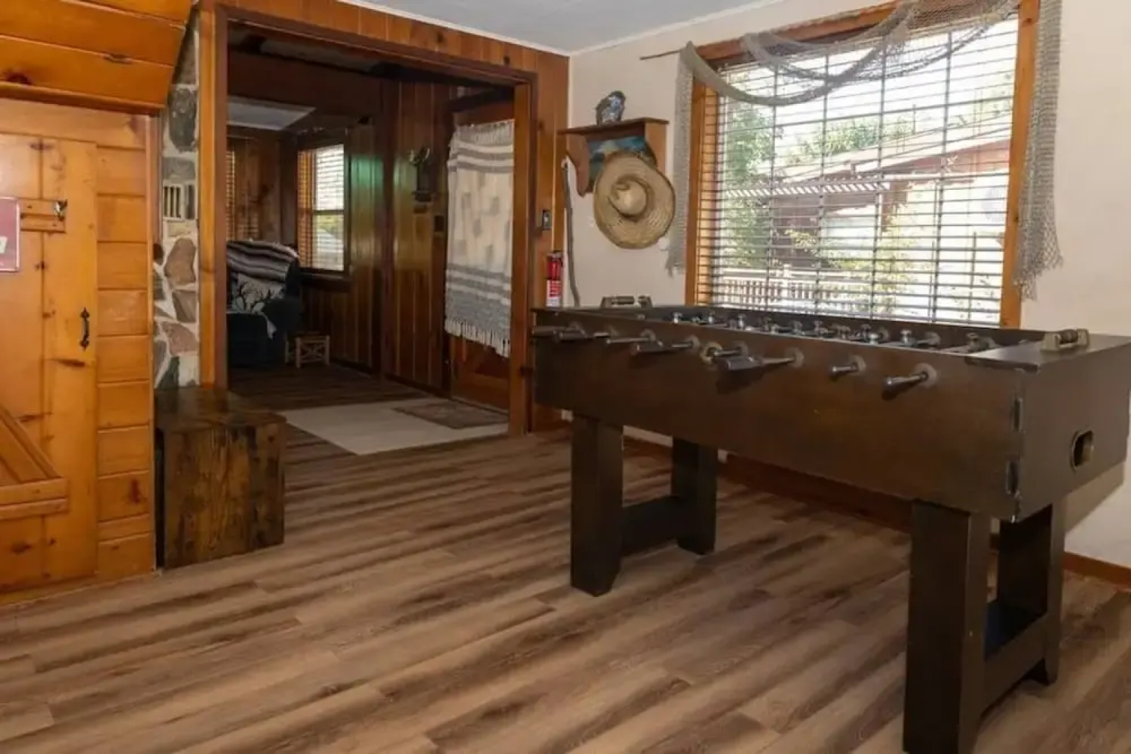 Nature's Bounty Cabin: Explore, Relax, Reconnect 3 Bedroom Home by RedAwning