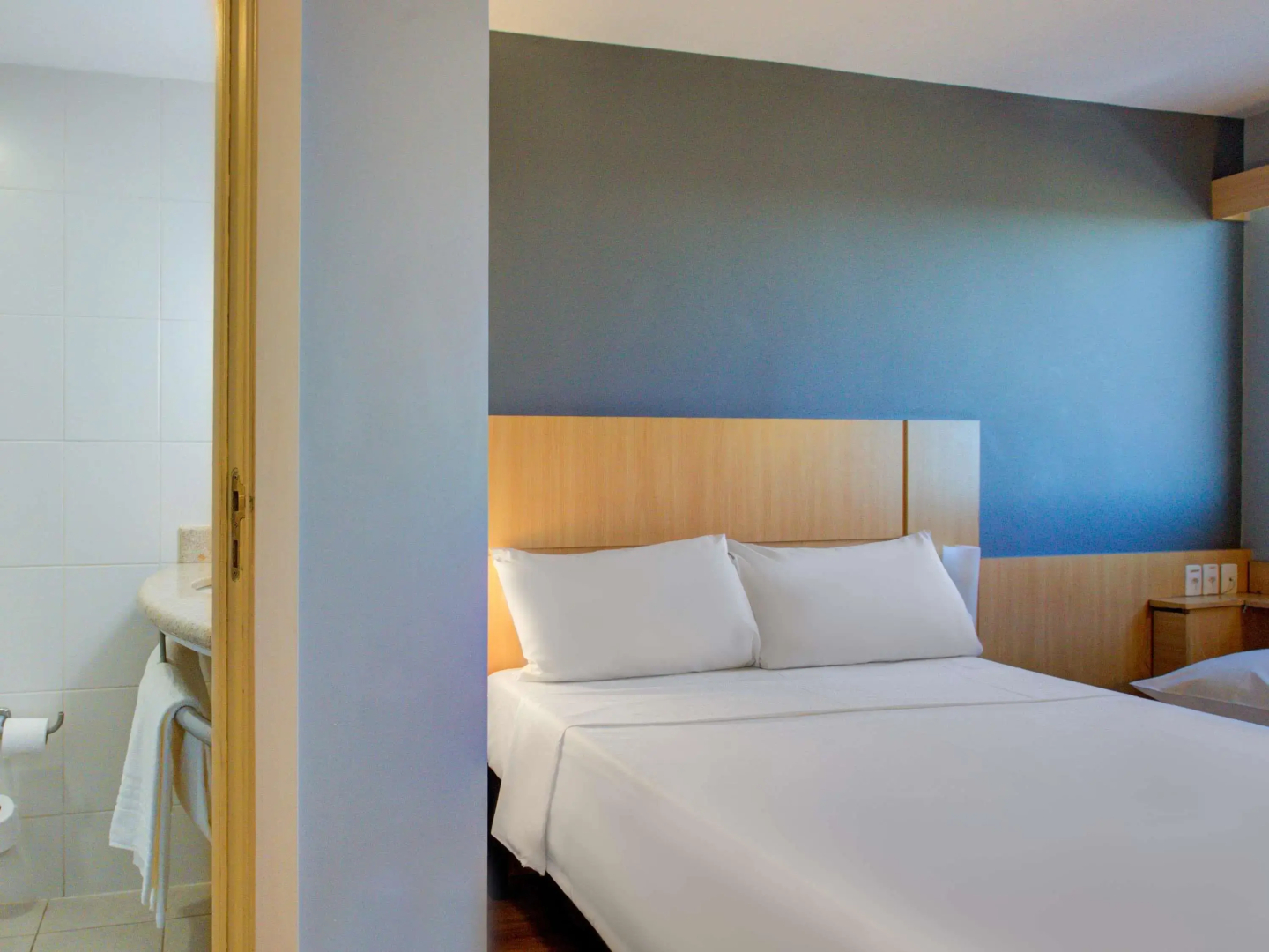 ibis Vitoria Praia de Camburi