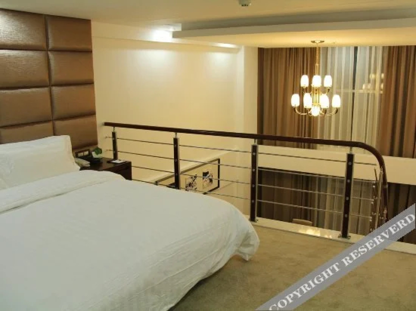 Yicheng Lanbowan Hotspring Holiday Hotel