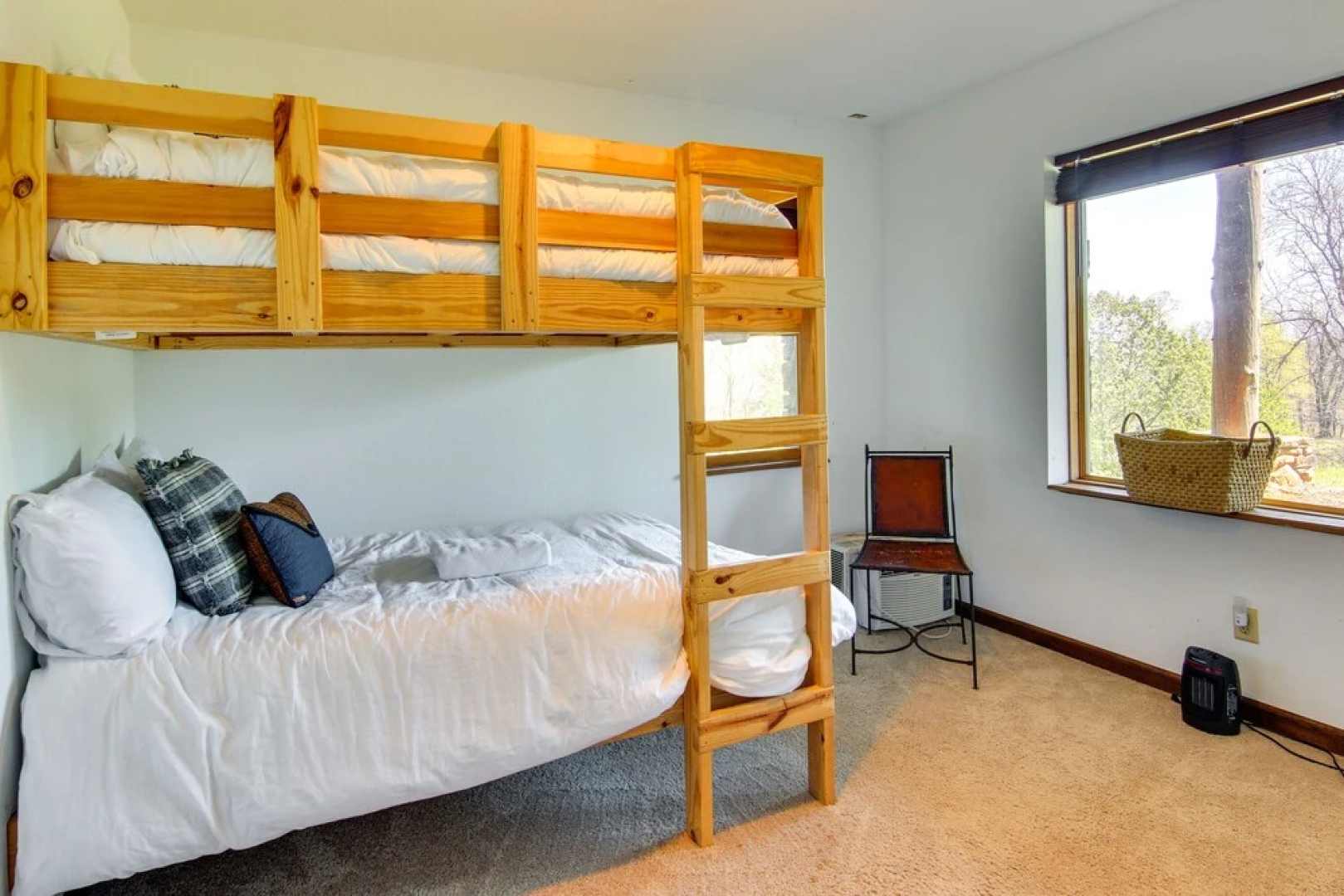 Mountain View & Fire Pit: Rustic Marshall Getaway!