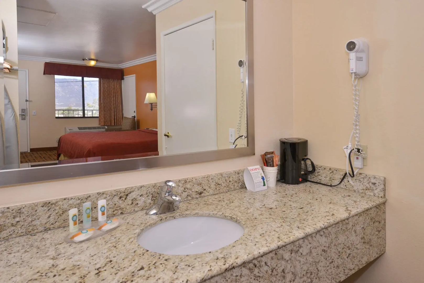 Quality Inn Lake Elsinore I-15