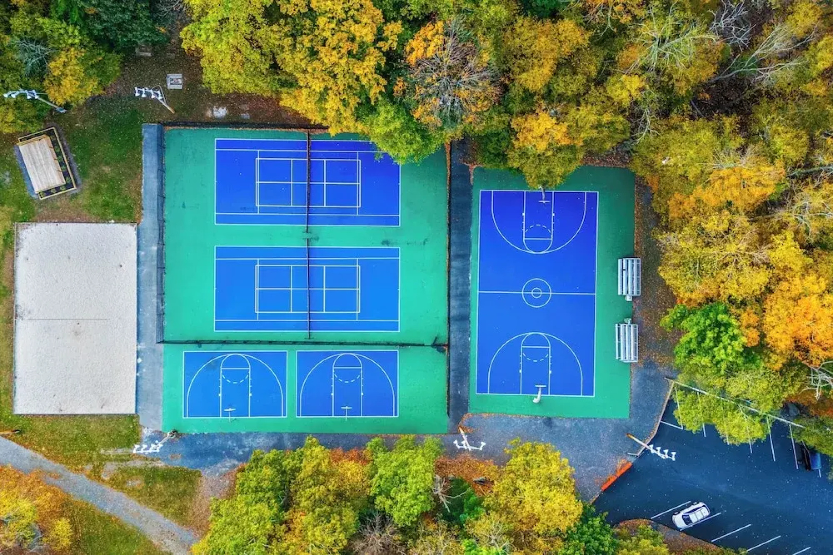 Private Yard, Playset: Family Home in Penn Estates