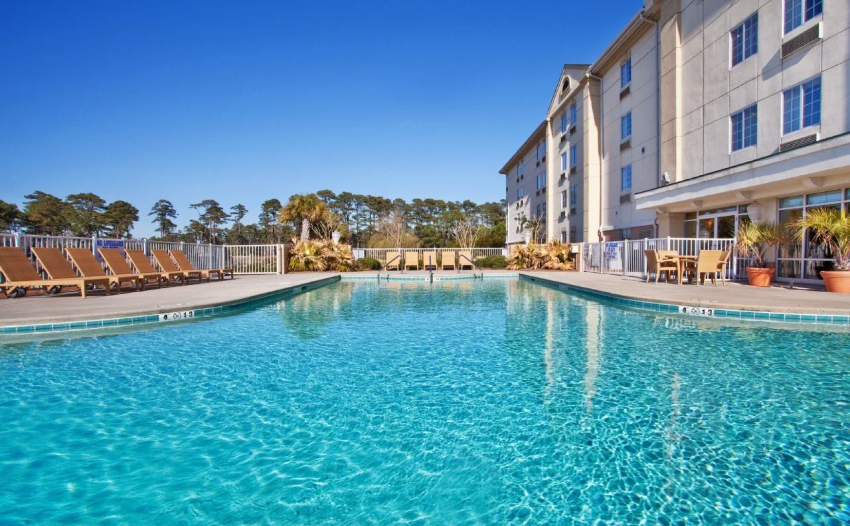 Holiday Inn Express Myrtle Beach-Broadway at the Beach by IHG