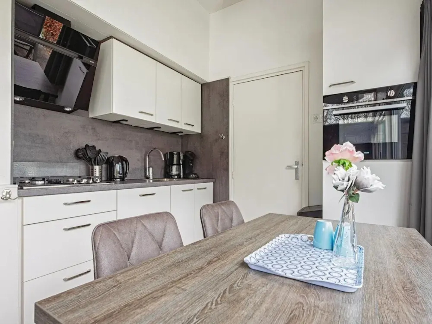 Well-kept Bungalow With Microwave Near Valkenburg