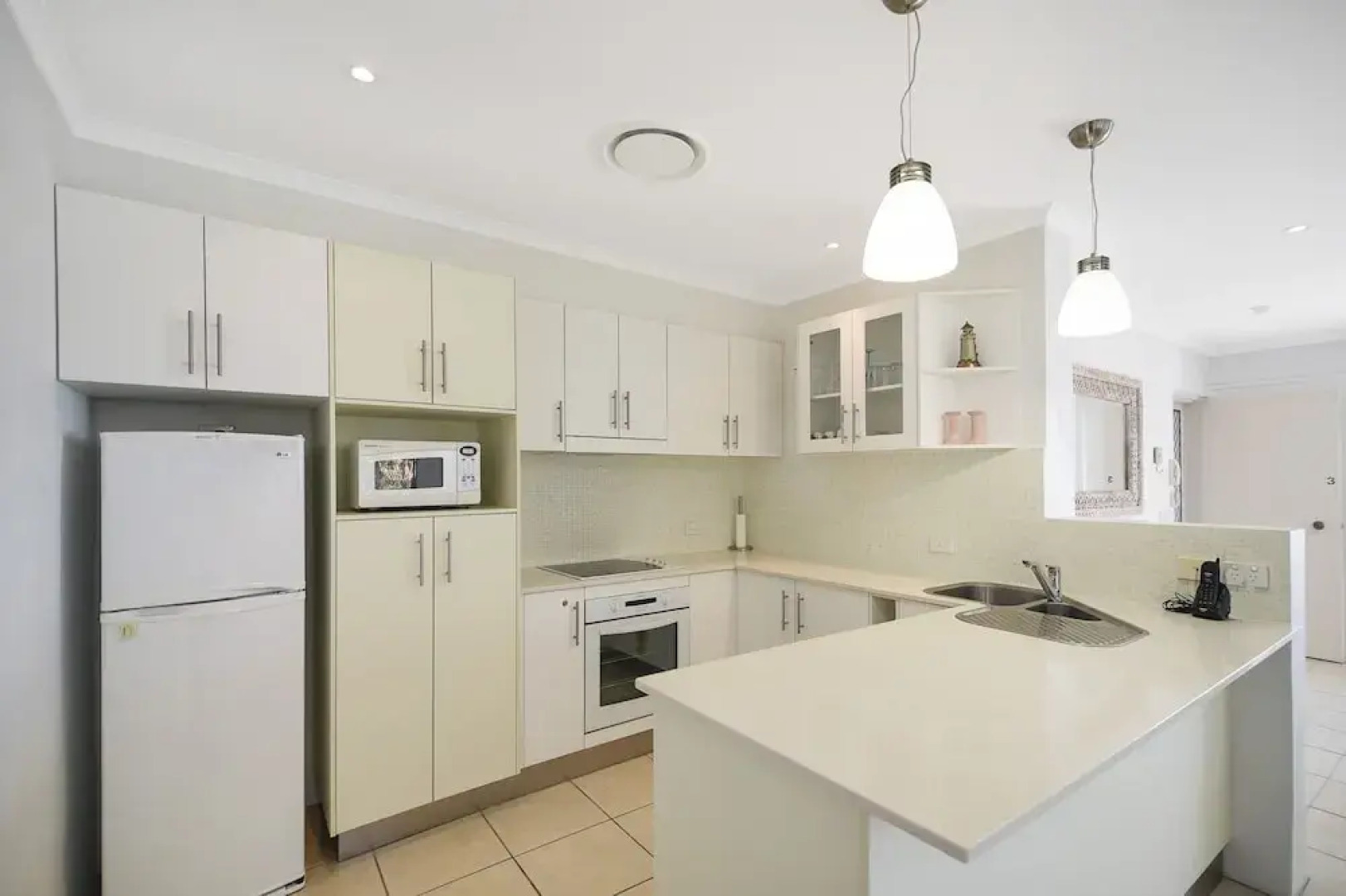 Kari 3 - 3/7 Peregian Esplanade