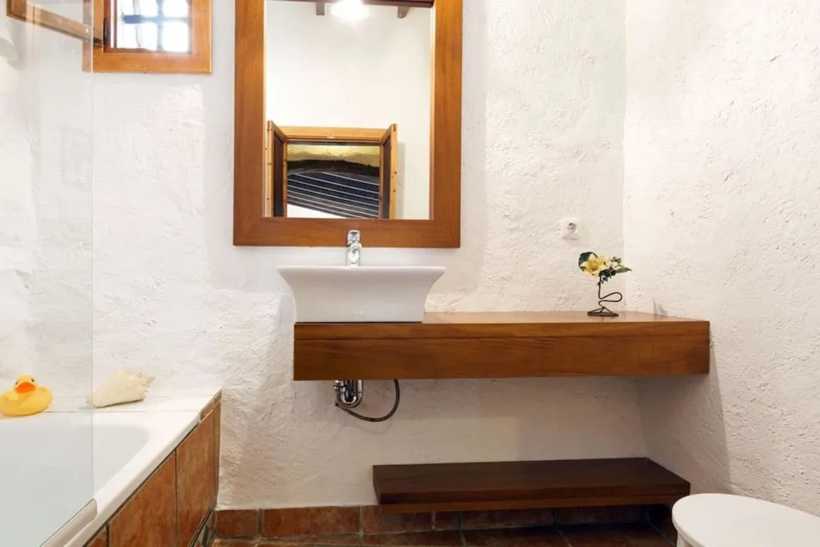 Villa - 3 Bedrooms with Pool and WiFi - 103128