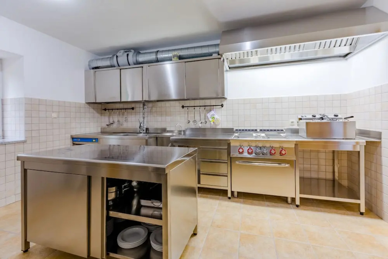 Holiday Home Flying Stars