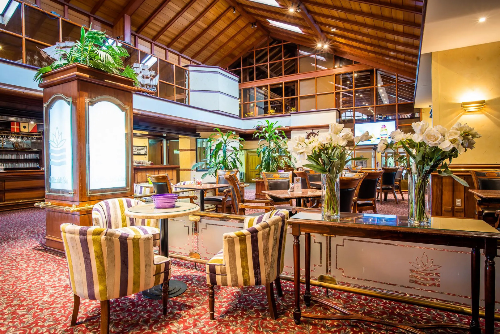 Hotel Marina Villa del Rio