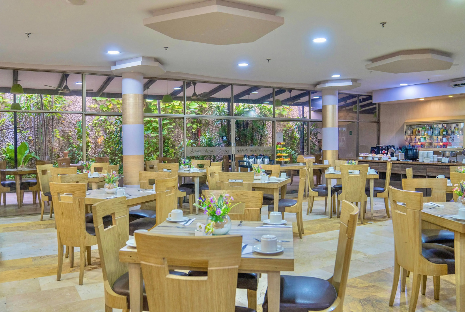 Howard Johnson Hotel Versalles Barranquilla