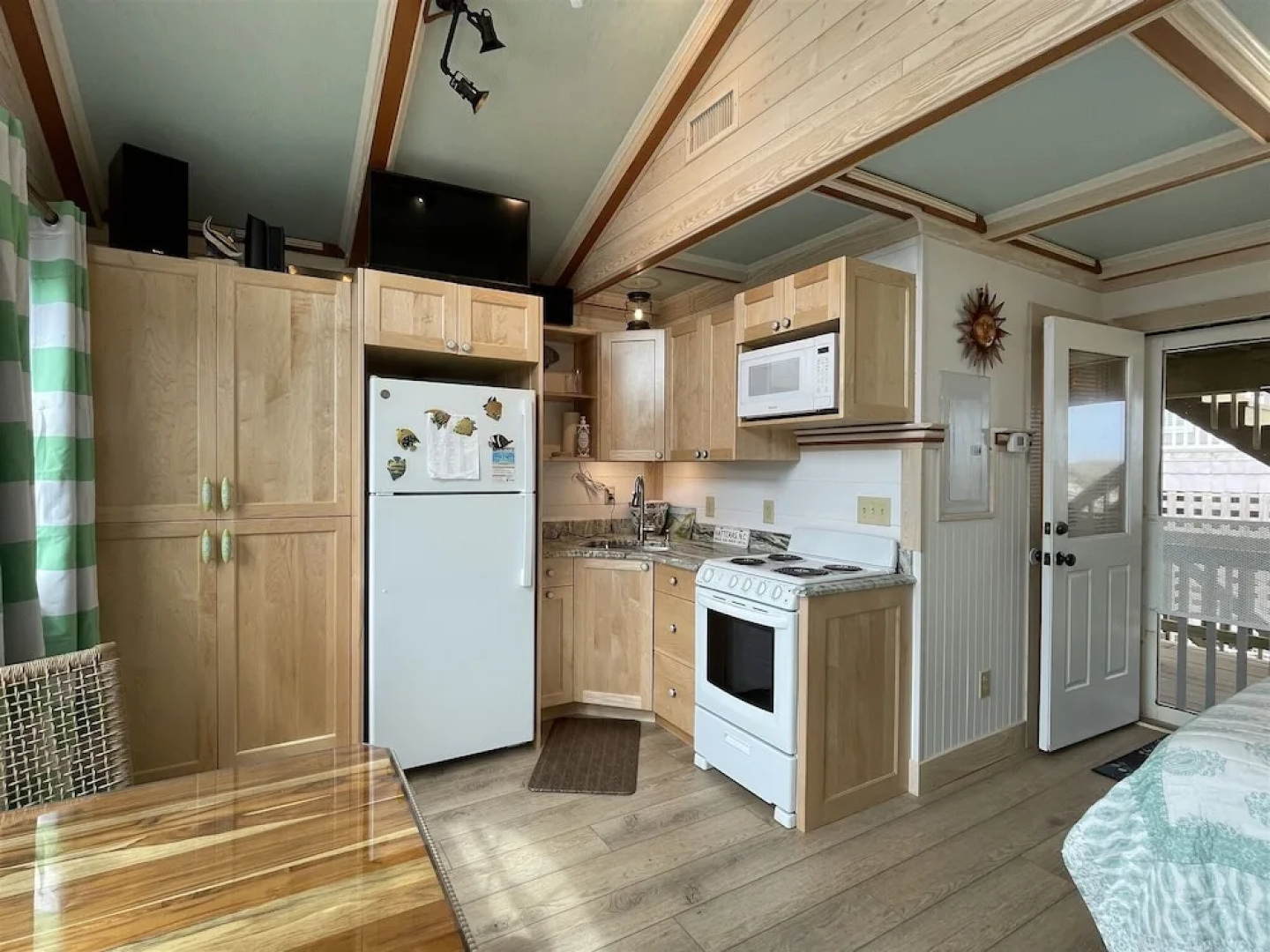 37 Coal Miner's Dream Studio Bedroom Condo by RedAwning