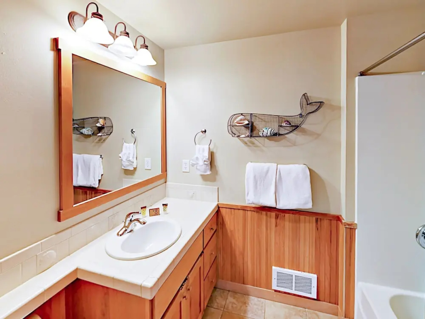 Coastal Retreat 3 Bedrooms 2 Bathrooms Home