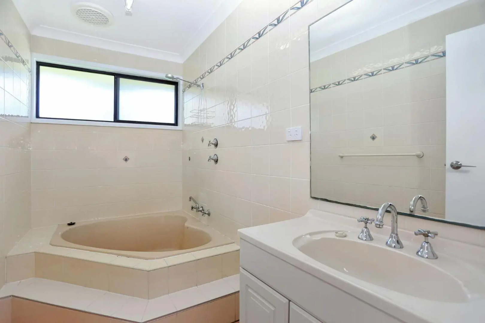 Pet Friendly on Pelican - Close to Myall River