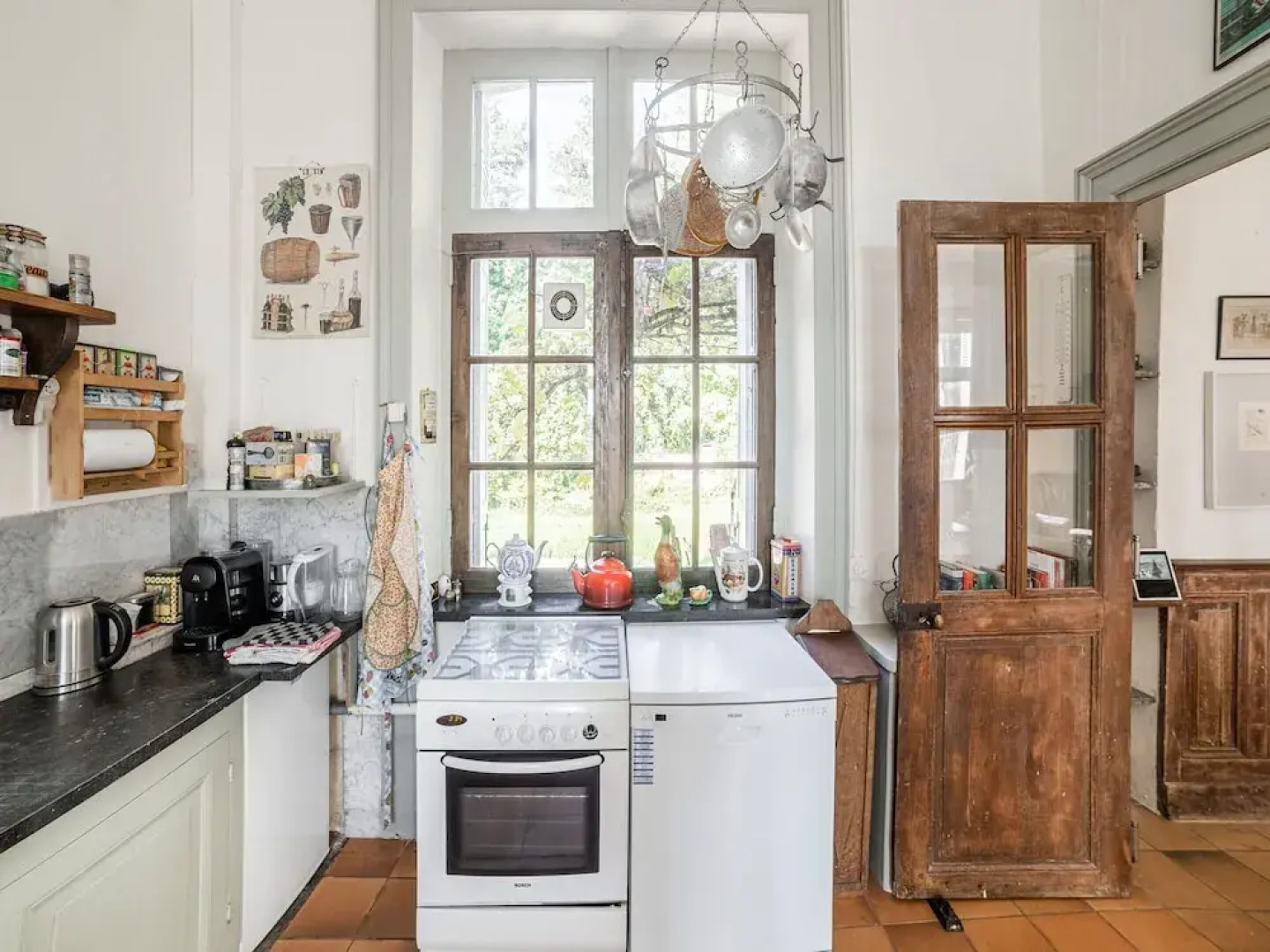 Former Train Station With Private Heated Swimming Pool & Fantastic Garden