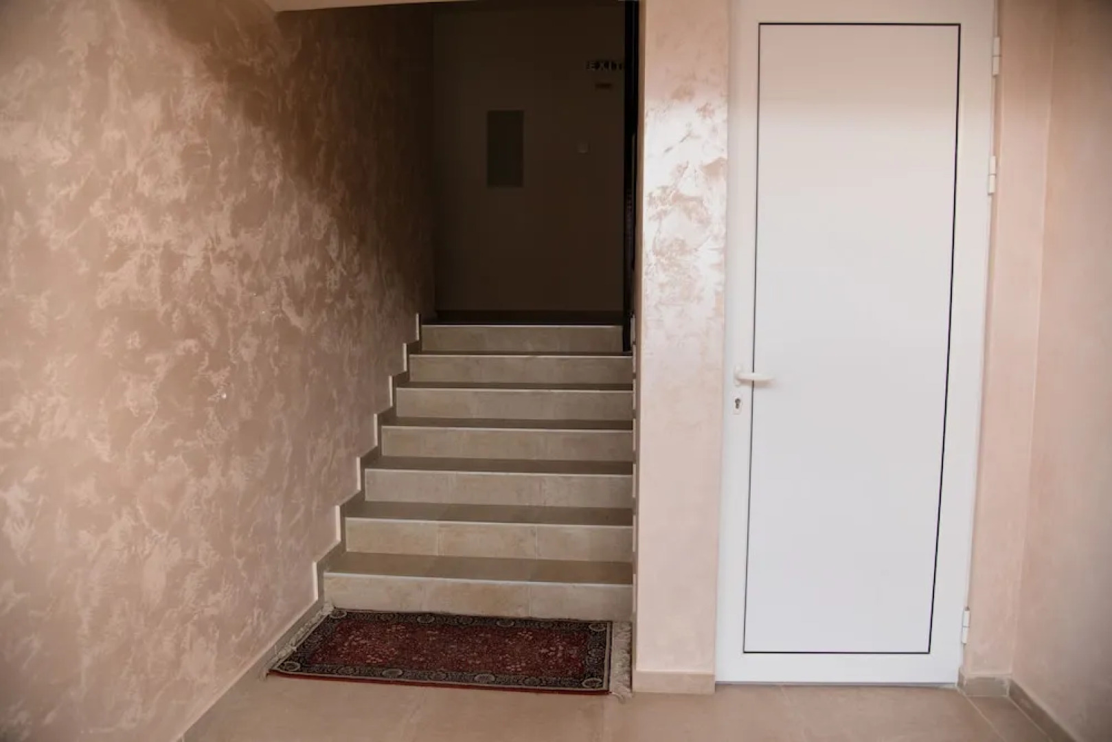 King Peter Apartments