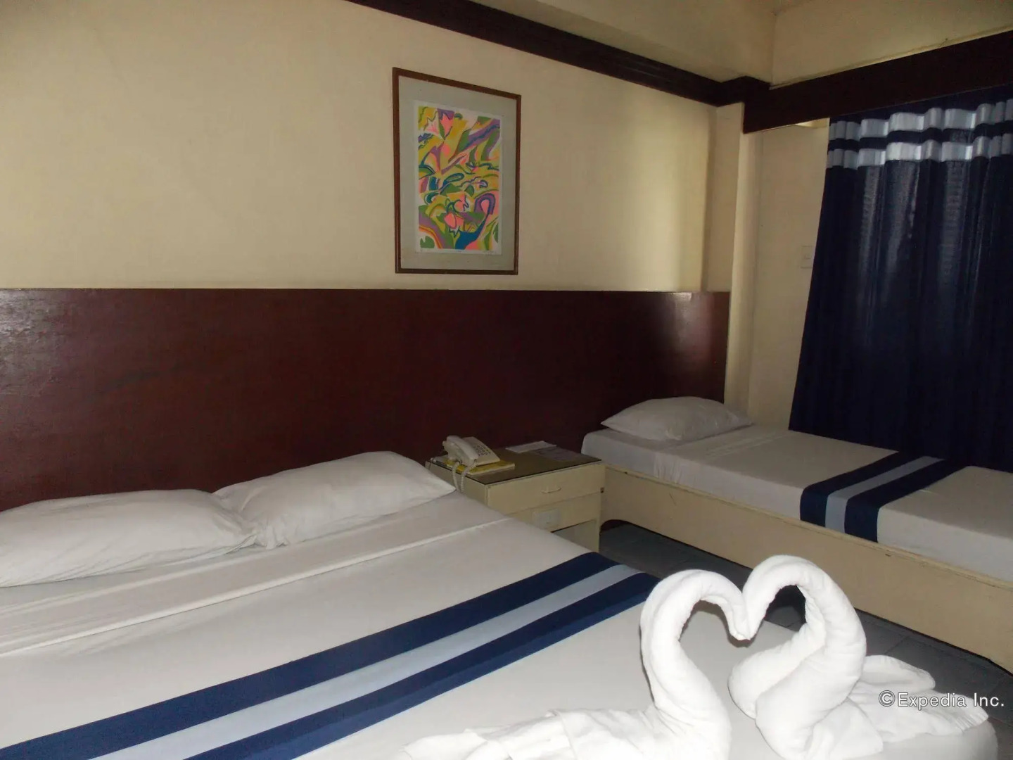 Regatta Residence Hotel