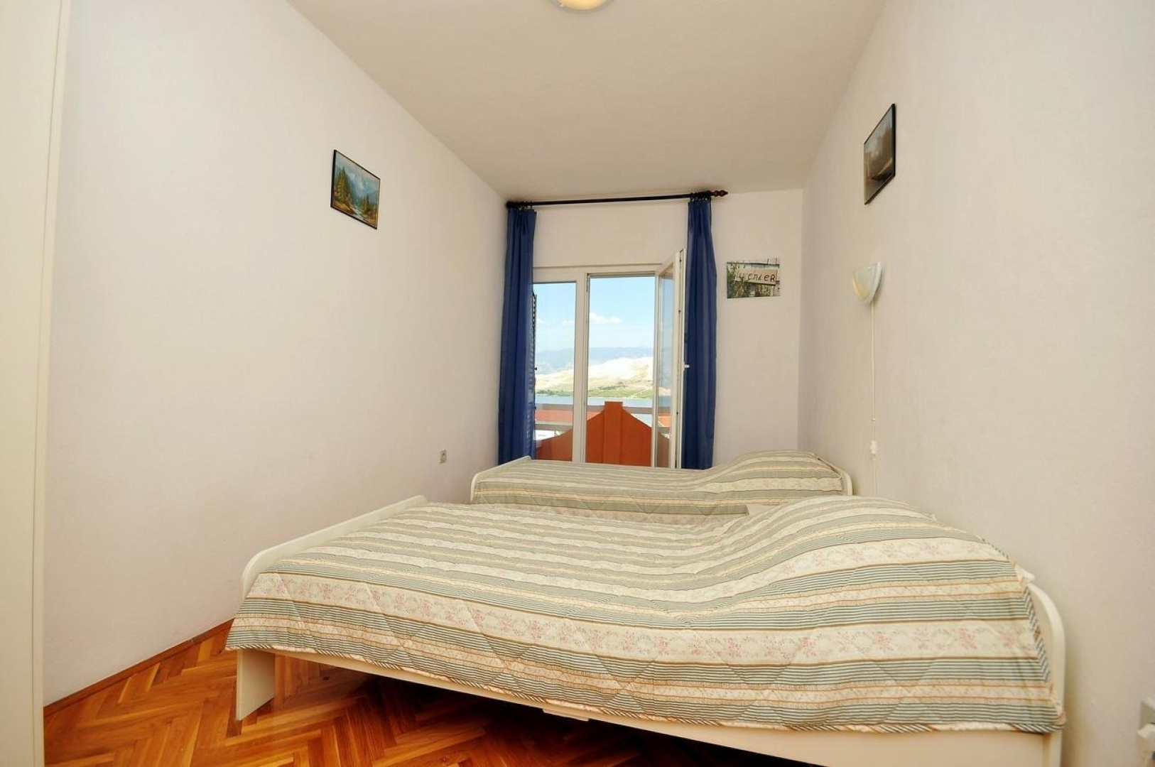 Apartment Bistro - close to sea & cosy: A2  KAT Pag, Island Pag