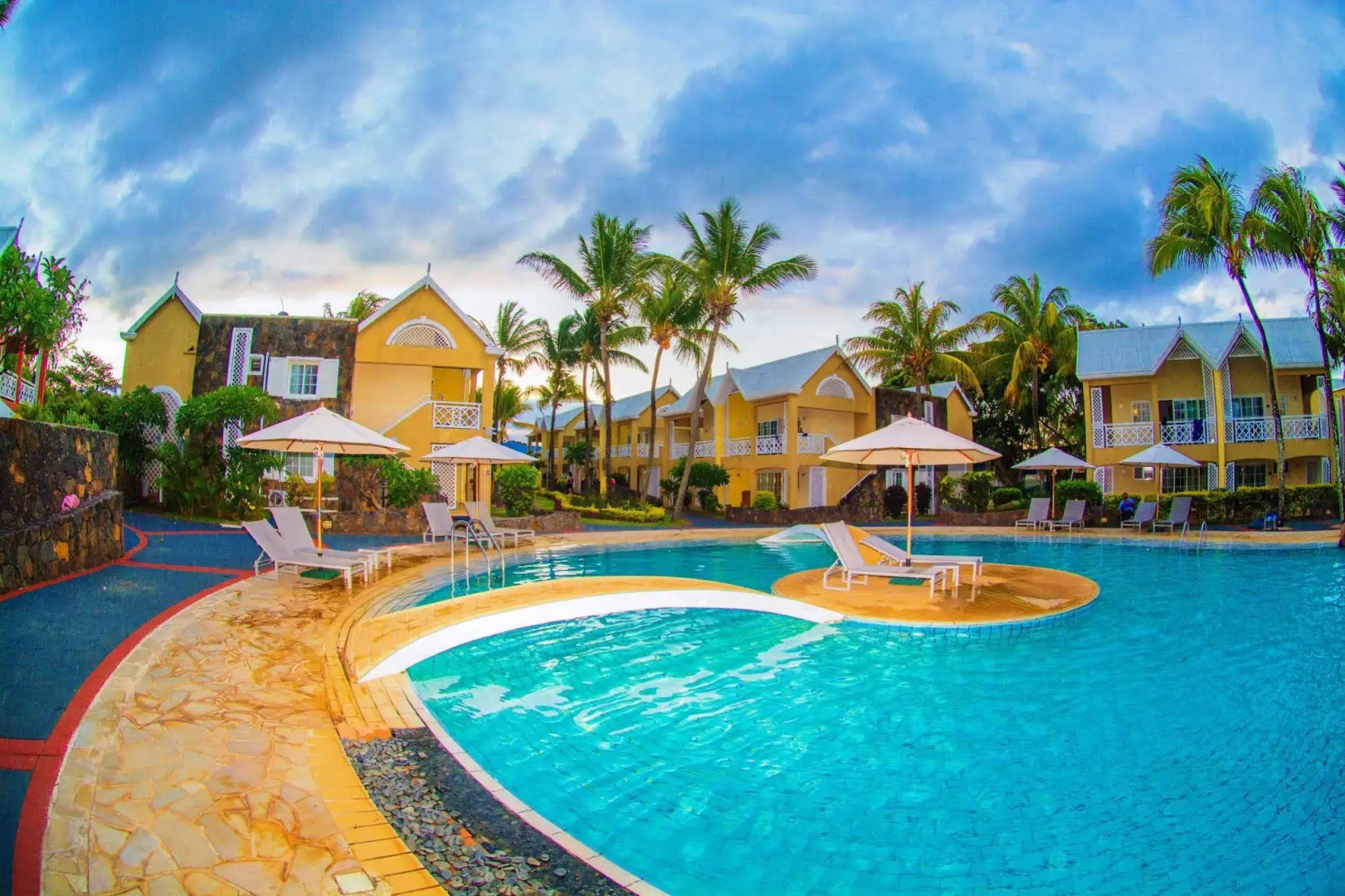 Sealife Resort & Spa