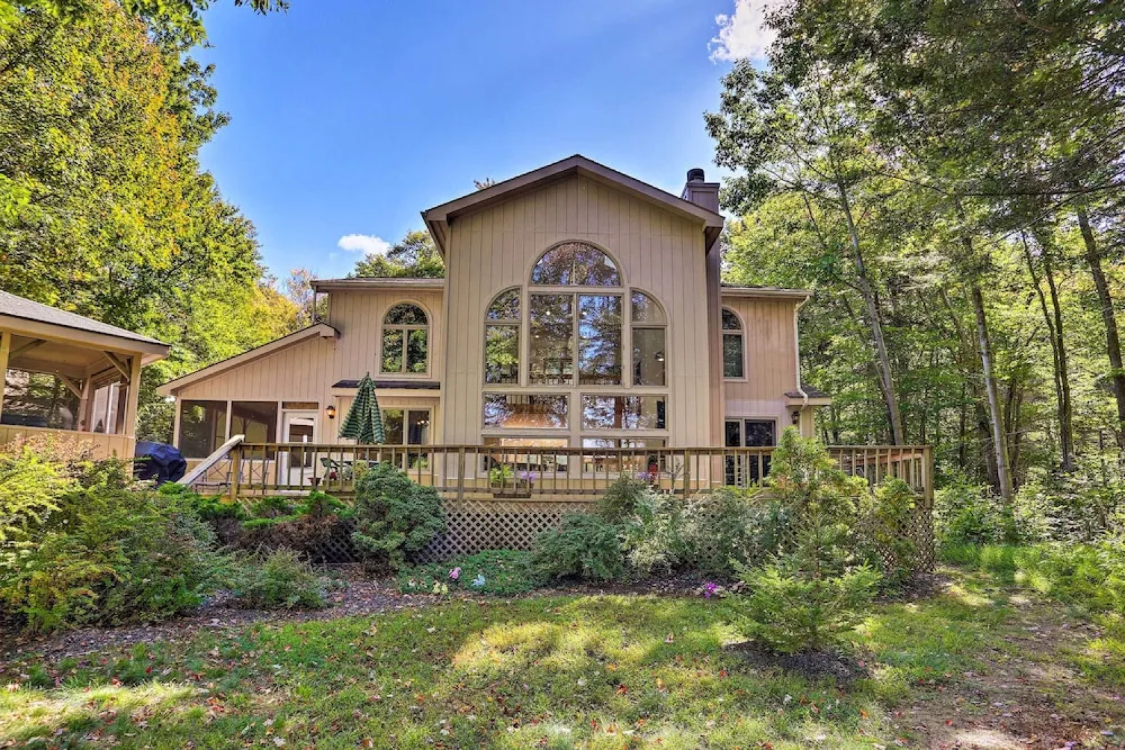 Pocono Lake Paradise w/ Private Beach & Dock!